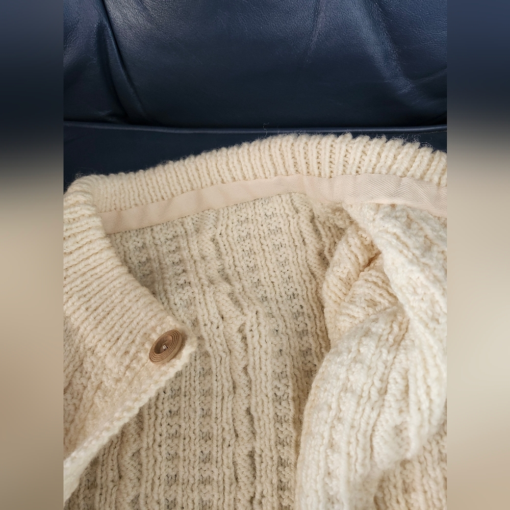 Chunky Hand Knit Wool Cardigan Cream - Picture 9 of 9